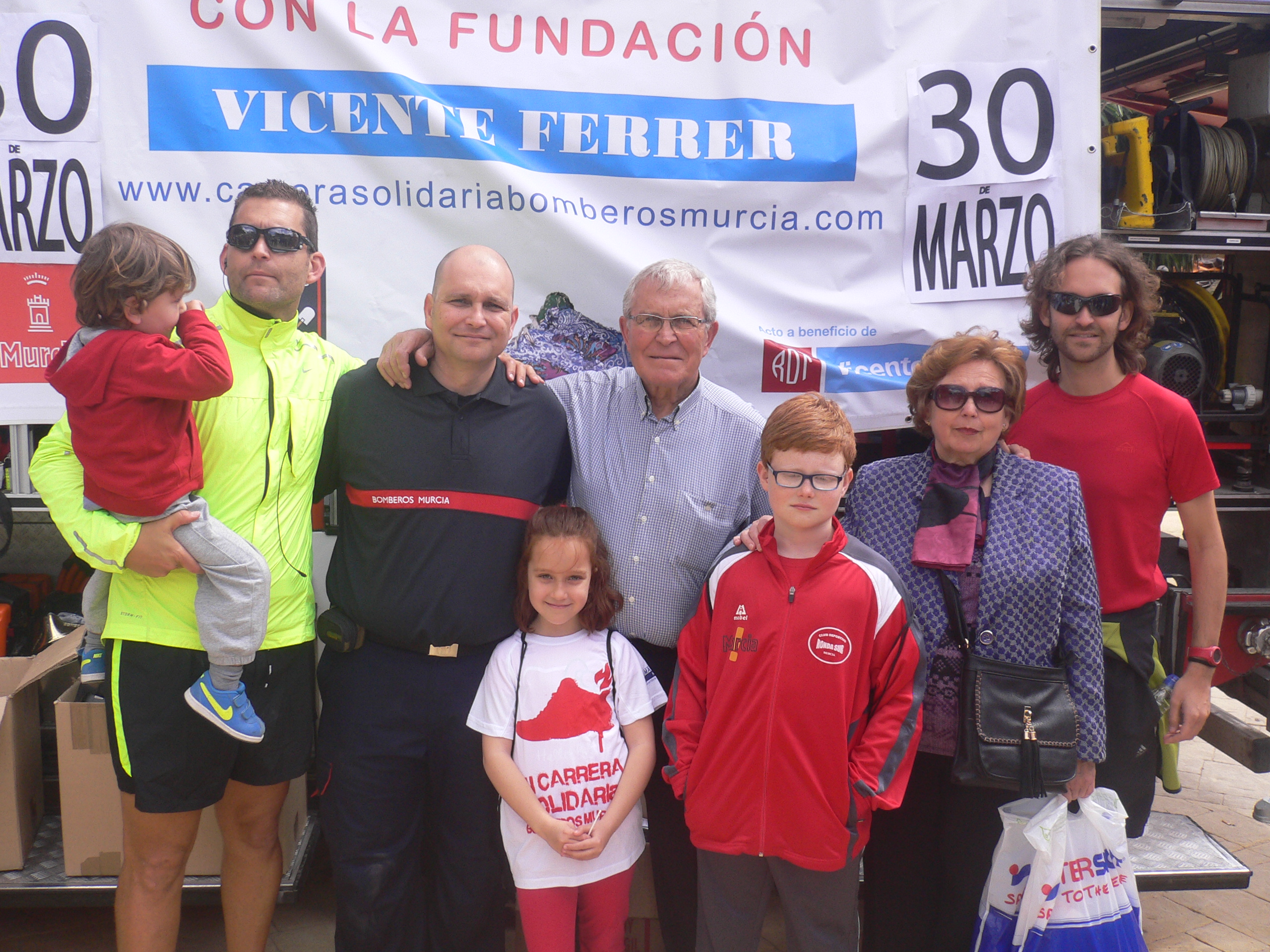 img/galeria/institucionales1976/Solidario/P1240234.JPG